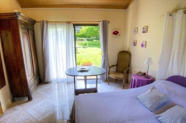 L'Oustal Chambres Et Tables D'Hotes Sonnac  Luaran gambar